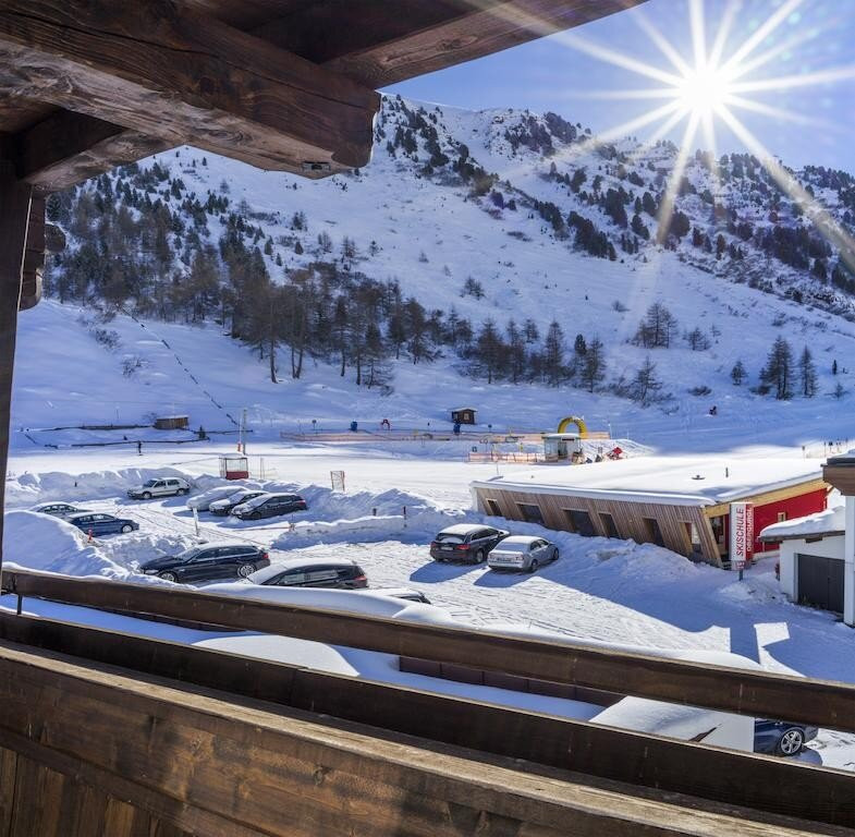 Skiing Holidays at Hotel Haus Gurgl, Obergurgl, Austria